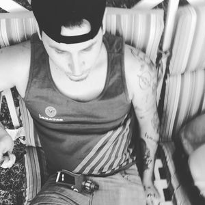 Meet your Posher, Dion